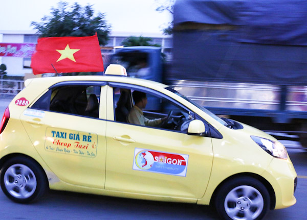 Taxi-vang-saigontaxi