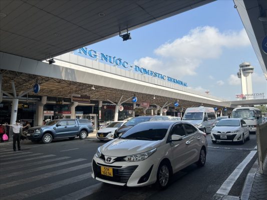 Taxi-san-bay-tan-son-nhat