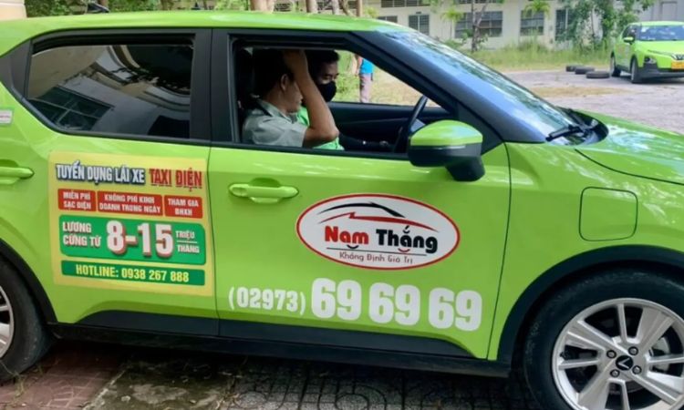 Taxi Nam Thắng